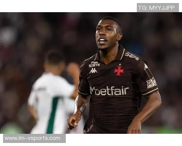 罗马诺报道19岁前锋拉扬与24岁门将曼达斯今日在伯恩茅斯进行体检 罗马诺报道19岁前锋拉扬与24岁门将曼达斯今日在伯恩茅斯进行体检